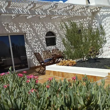 Lovely House Fuerteventura, Cactus Garden*sea View * Las Playas